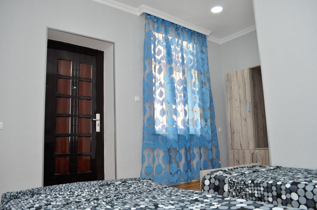 Sofia Guest House Kutaisi Bagian luar foto